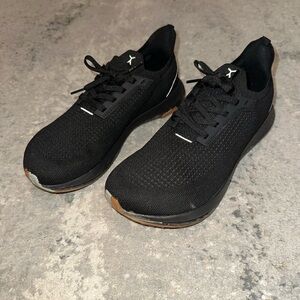Flux | ADAPT RUNNER Shoes
